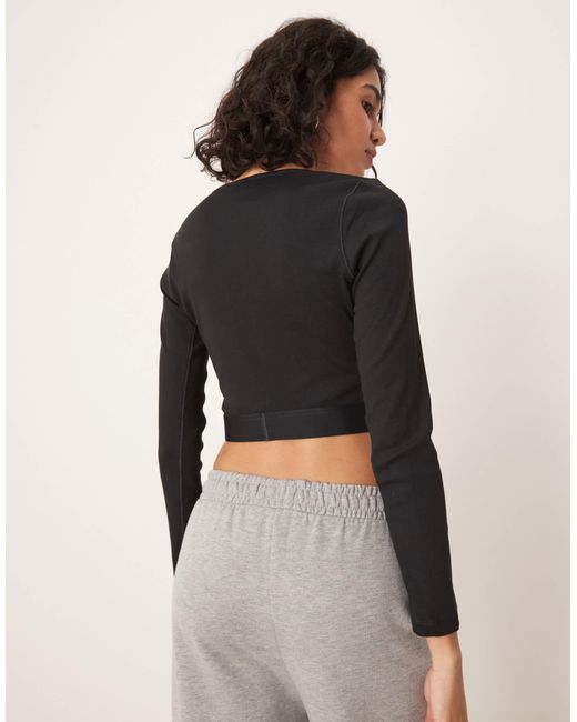 Calvin Klein Black – langärmliges, geripptes oberteil