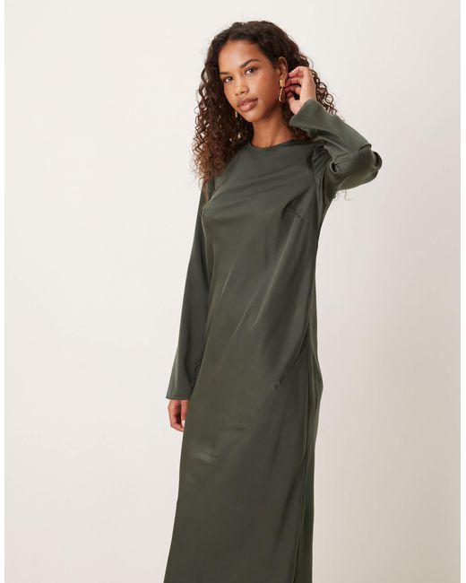 ASOS Green – maxi-schlupfkleid aus mattem satin