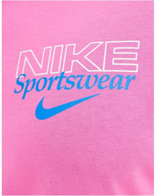Camiseta con estampado gráfico en la espalda Nike de hombre de color Pink