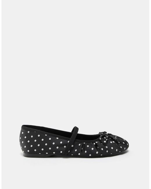 Pull&Bear White Polka Dot Ballet Flats