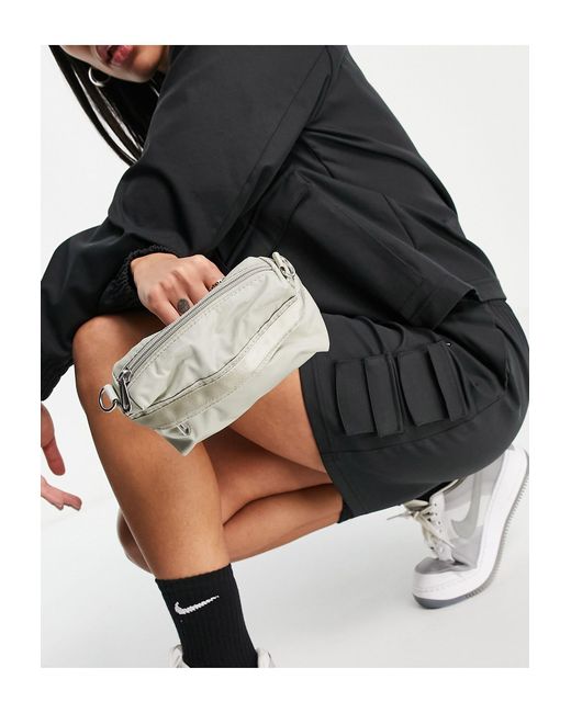 Nike Futura Luxe Cross Body Multi Pocket Bag in Black