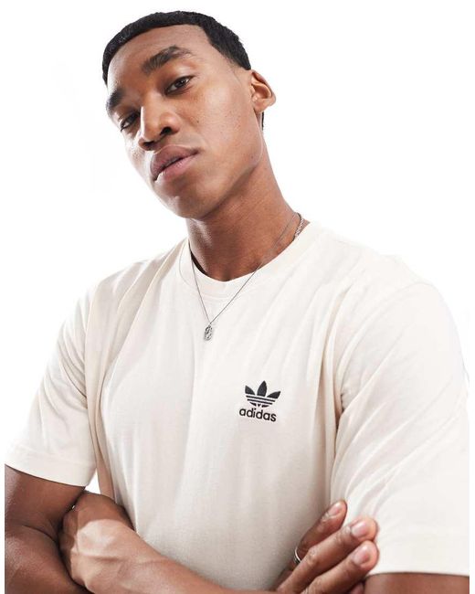 Adidas Originals White Essentials T-shirt for men