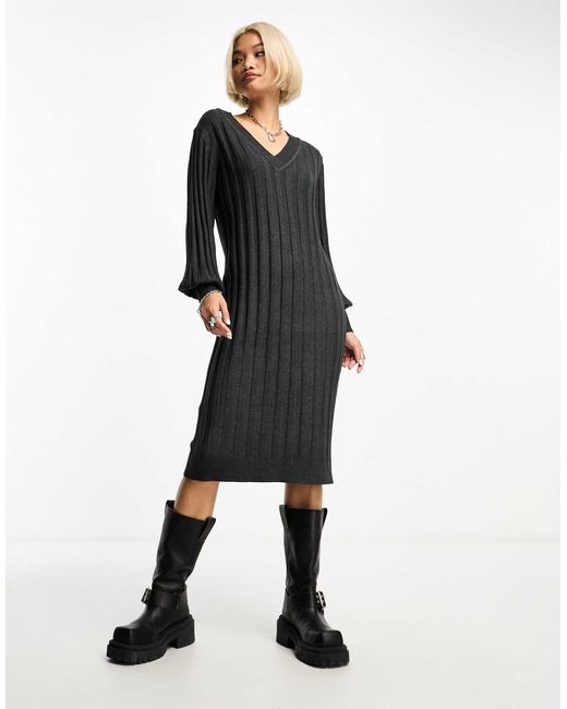 Object Black – geripptes strick-pulloverkleid