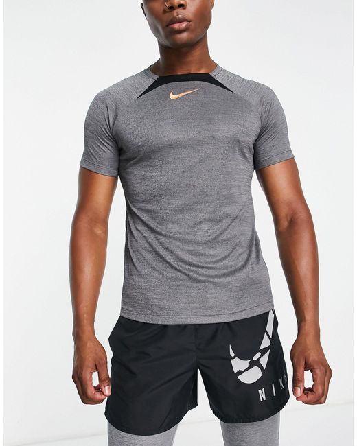 Nike Football Academy Drifit Swoosh Tshirt in Gray for Men Lyst