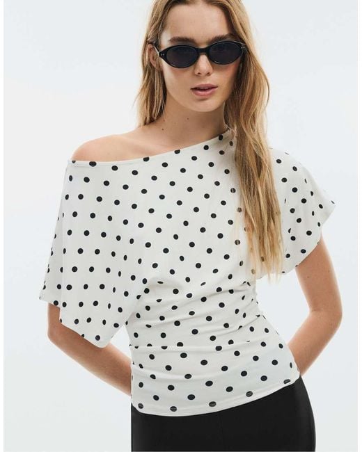 Stradivarius White Short Sleeve Boat Neck T-shirt