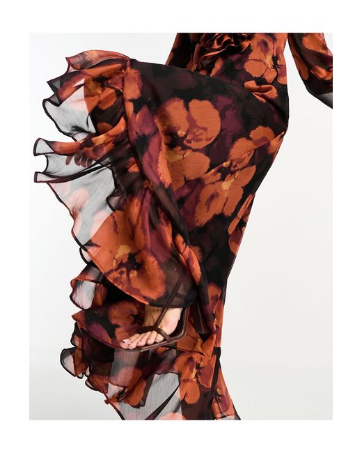 Robe longue à fleurs avec décolleté plongeant et volants - rouille ASOS en coloris Red