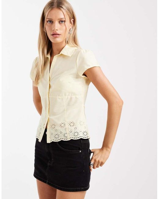 Hollister White Embroidered Short Sleeve Shirt