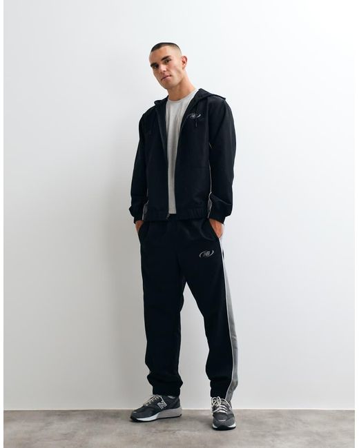New Balance Black Trackside Woven Jacket for men