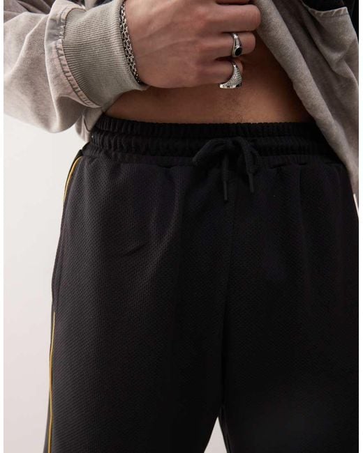 Umbro White Panelled Mesh Shorts for men