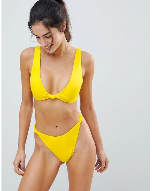 Bas de bikini échancré minimaliste coupe string avec nœuds ASOS en coloris Yellow