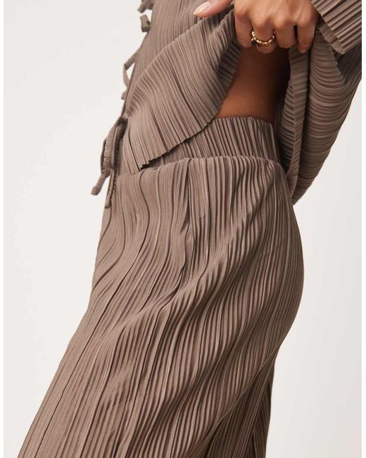 Pantaloni Plissé A Fondo Ampio Marroni di JDY Petite in Brown