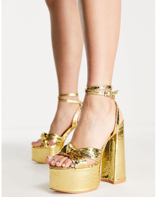 Public Desire Rubber Leo Platform Heel Sandals in Gold (Metallic) - Lyst