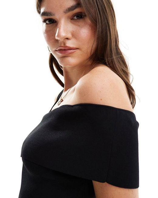 & Other Stories Black Knitted Top With Asymmetric Off-shoulder Detail