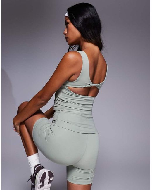 4505 Gray Yoga Twist Back Vest With Inner Bra