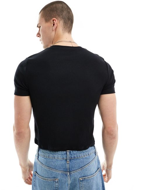 ASOS – geripptes, kurz geschnittenes t-shirt in Black für Herren
