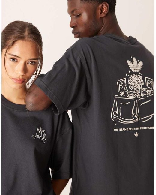 Camiseta Carbón Con Estampado Gráfico Supper Club De Adidas Originals de color Gray