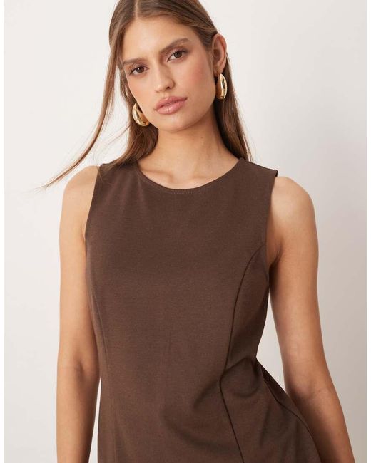 Mango Misuri in het Brown