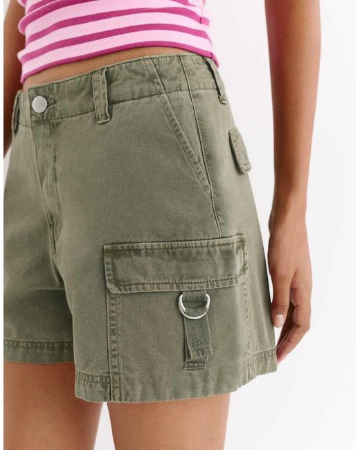 Bermuda Cargo Comodi Kaki di Pull&Bear in Green