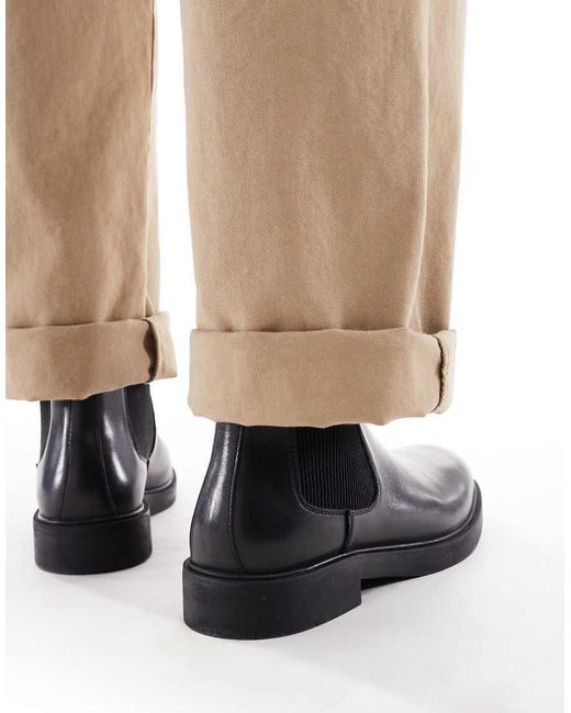 Schuh Black Dice Round Toe Chelsea Boots for men