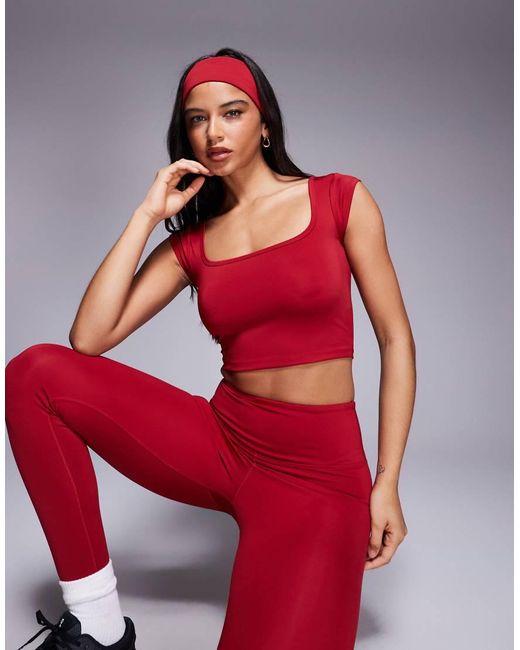 4505 Red Active Square Neck Cap Sleeve Top