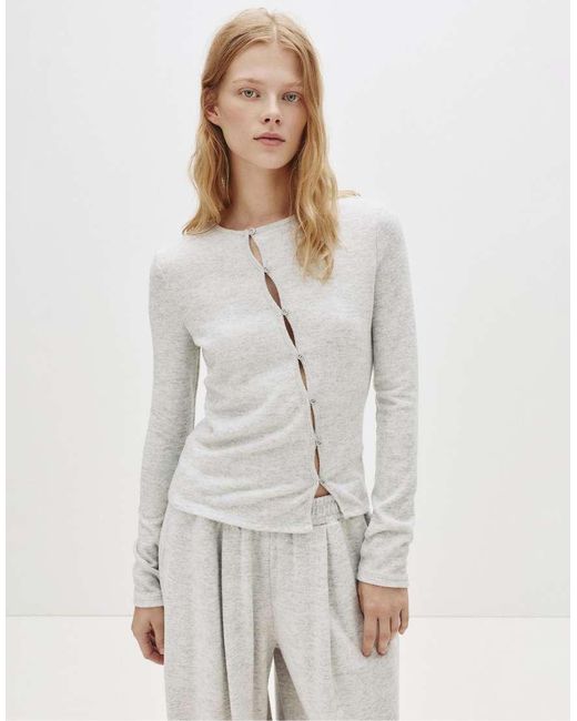 T-Shirt Mélange Con Bottoni Sul Davanti di Pull&Bear in White