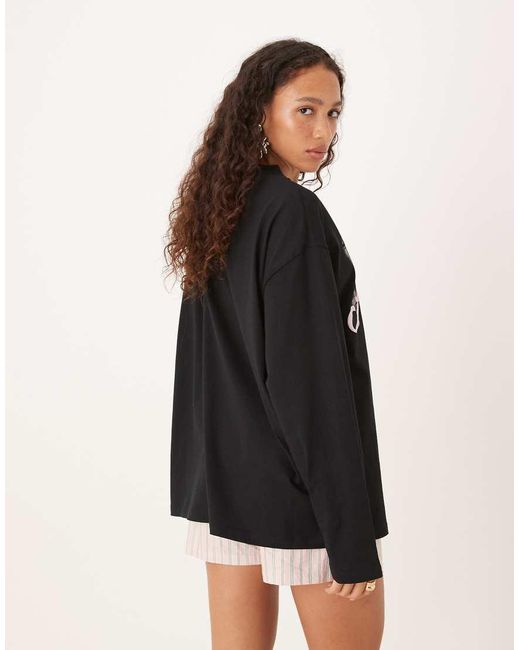 ASOS Black Long Sleeve Skater Tee With Athletics Club Graphic