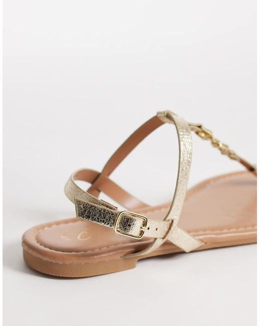 New Look Metallic Thong Metal Detail Flat Sandals