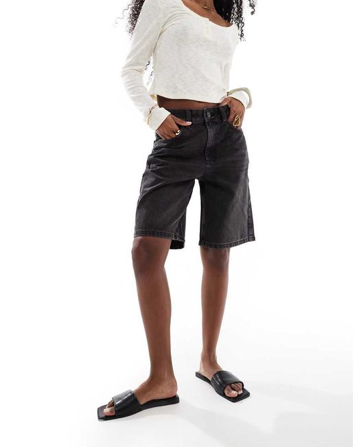 Pantalones Cortos Vaqueros Negro Lavado Estilo Bermudas De ASOS de color Black