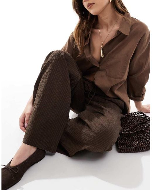 Pantalones Marrones De Pernera Ancha Con Cordón Ajustable De Sirsaca De Monki de color Brown