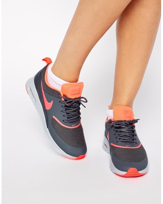 Air max thea scarpe da ginnastica color arancione di Nike in Blu Lyst