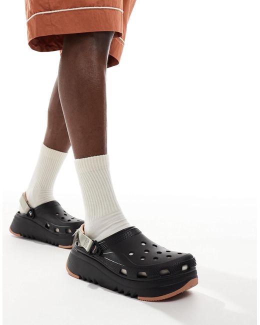 CROCSTM Black – xscape – unisex-wander-clogs