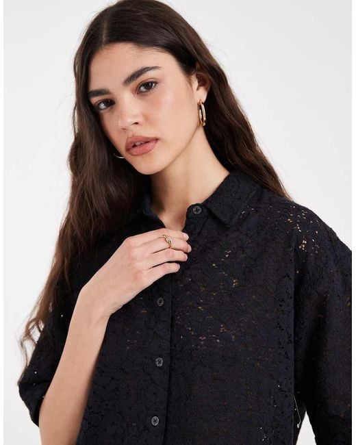 Levi's Black Harlie Short Sleeve Lace Shirt