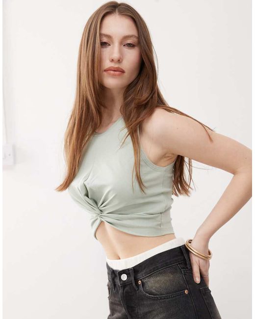 Noisy May Natural Twist Front Crop Top