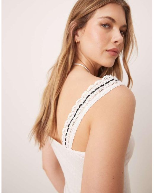 Free People Only You in het White