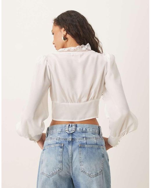 Glamorous White Crop Top With Long Sleeves