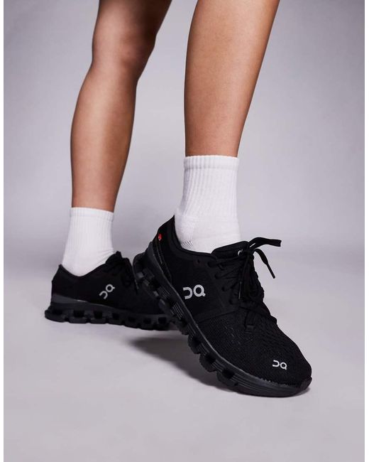 Cloud X 4 di On Shoes in Black