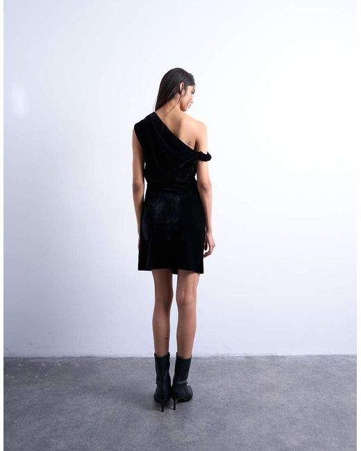 TOPSHOP White Grown On Twist Shoulder Velvet Mini Dress
