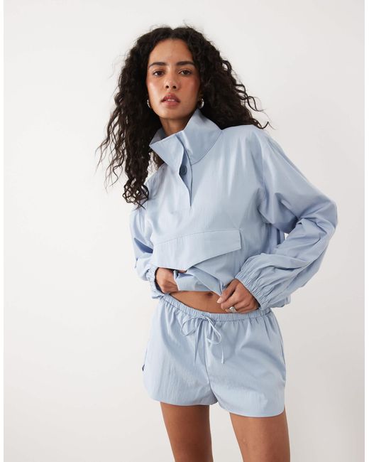 Short technique ensemble ASOS en coloris Blue