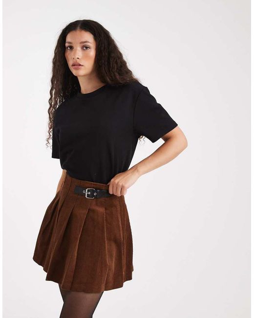 New Look Black Corduroy Pleated Buckle Mini Skirt