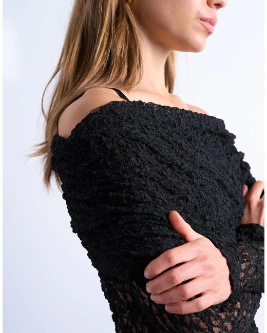 Top en dentelle à manches longues et encolure bardot rabattue TOPSHOP en coloris Black