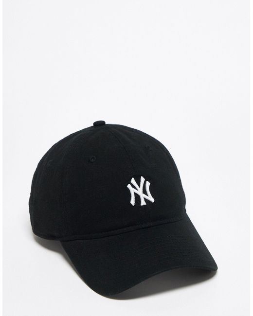 KTZ Black 9twenty New York Yankees Washed Mini Logo Cap