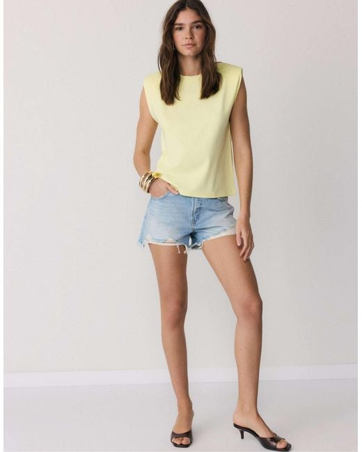 Stradivarius Yellow – basic-t-shirt