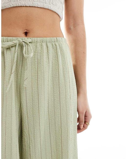 Stradivarius Broek Met Linnenlook En Wijde Pijpen in het Green