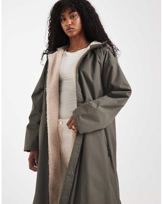 Cappotto Impermeabile Color Oliva Taglio Lungo Foderato di ASOS in Green