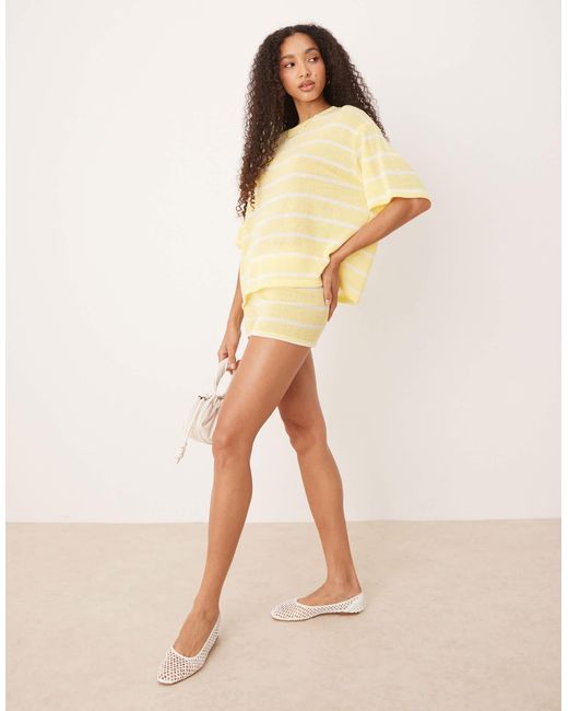 Mini-short d'ensemble rayé en maille - jaune et blanc ASOS en coloris Natural