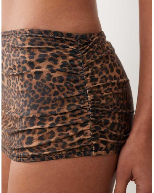 ASOS Kitty in het Brown
