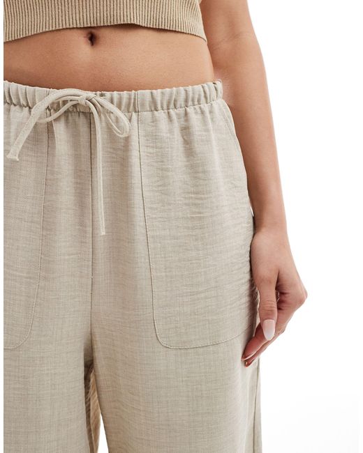 Pantaloni a fondo ampio color pietra allacciati di Vero Moda in White