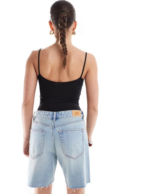 Stradivarius Blue – str – mittellange jeans-shorts