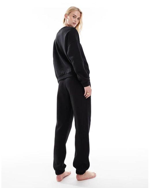 Vero Moda Oversized Joggingbroek Met Aansluitende Boorden in het Black