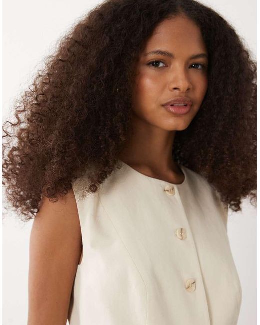 Top Sin Mangas Con Botones De Mezcla De Lino-Blanco ASOS de color Natural